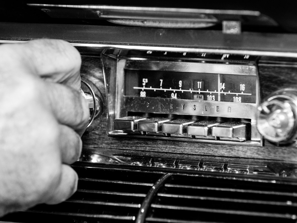 Change is on the Air: New series explores state of Wisconsin talk radio ahead of November election